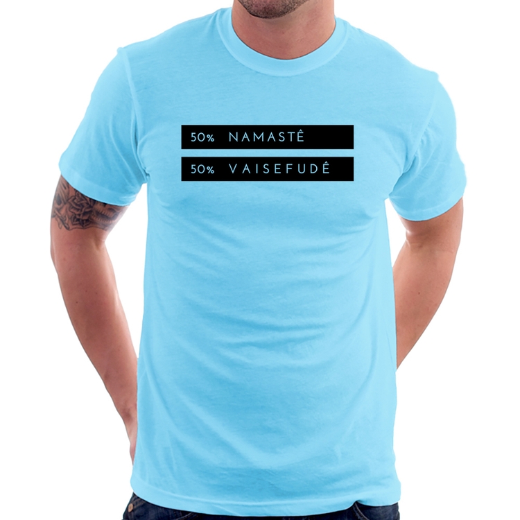 Camiseta 50% Namastê 50% Vaisefudê - Azul Bebê