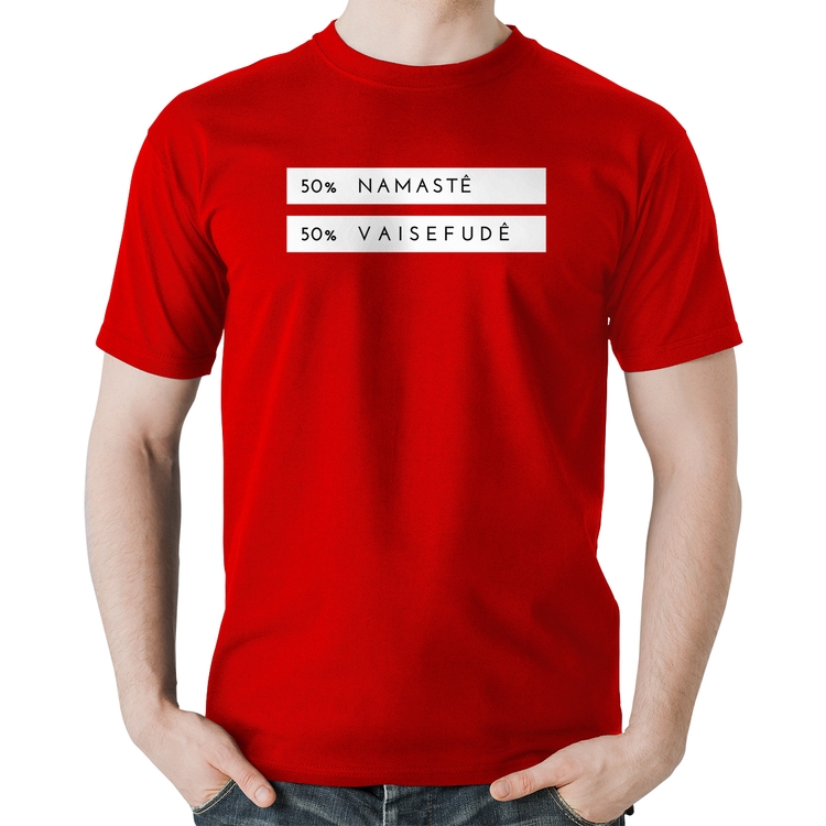 Camiseta Algodão 50% Namastê 50% Vaisefudê - Vermelha