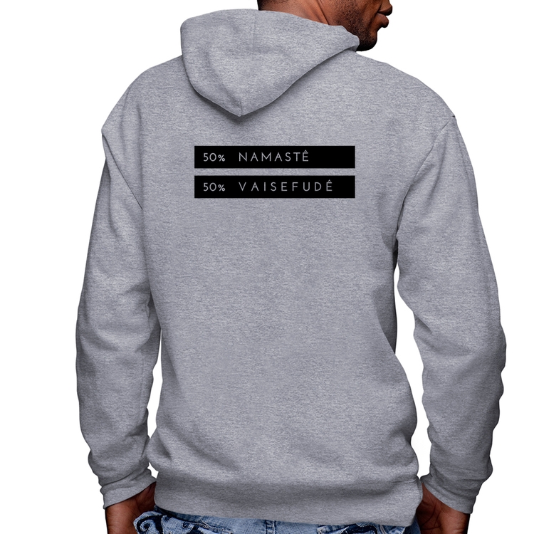 Blusa Moletom 50% Namastê 50% Vaisefudê Masculina com Capuz e Zíper - Mescla