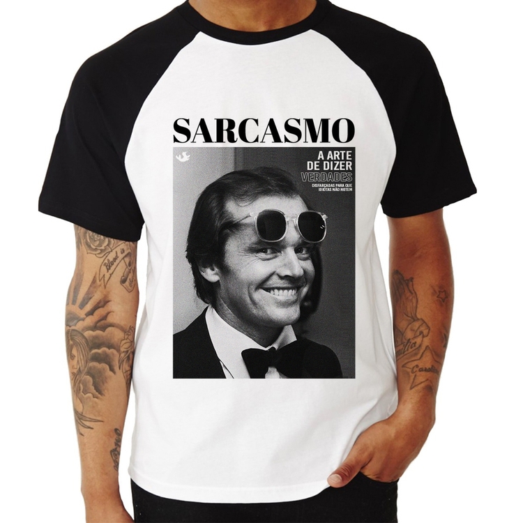 Camiseta Raglan A arte do sarcasmo