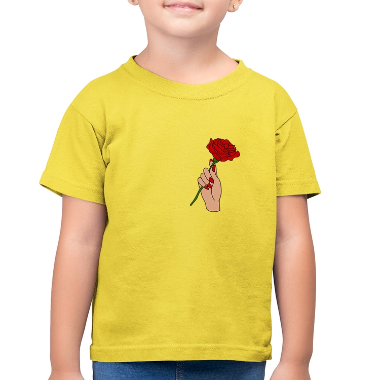 Camiseta Algodão Infantil A Rose for you - Amarelo Canário