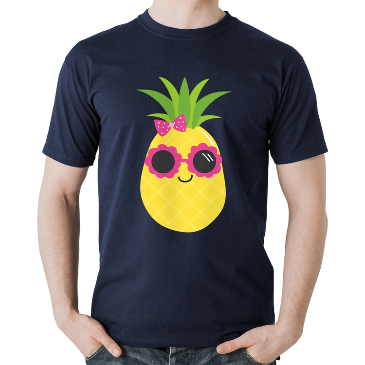 Camiseta Algodão Abacaxi Óculos e Laço - Marinho