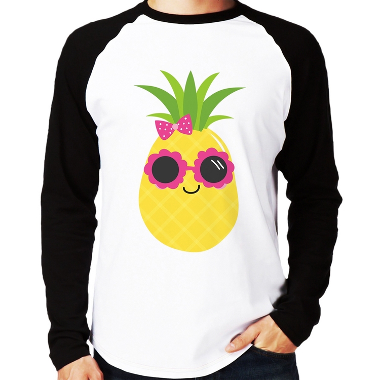 Camiseta Raglan Abacaxi Óculos e Laço Manga Longa