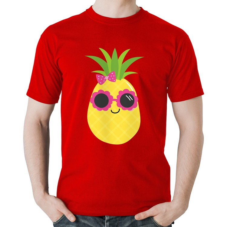 Camiseta Algodão Abacaxi Óculos e Laço - Vermelha