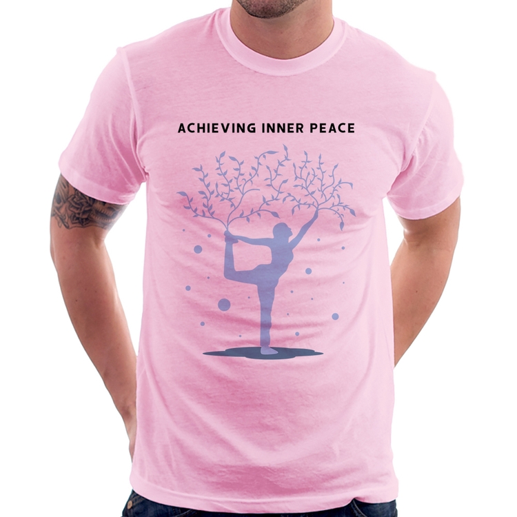 Camiseta Achieving Inner Peace - Rosa Bebê