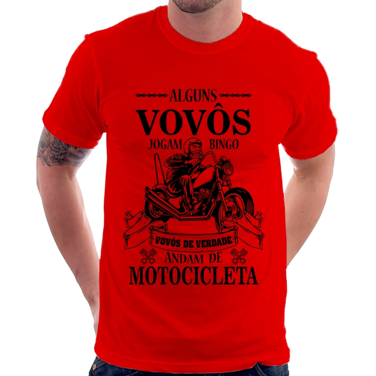 Camiseta Alguns vovôs jogam bingo, vovôs de verdade andam de motocicleta - Vermelha