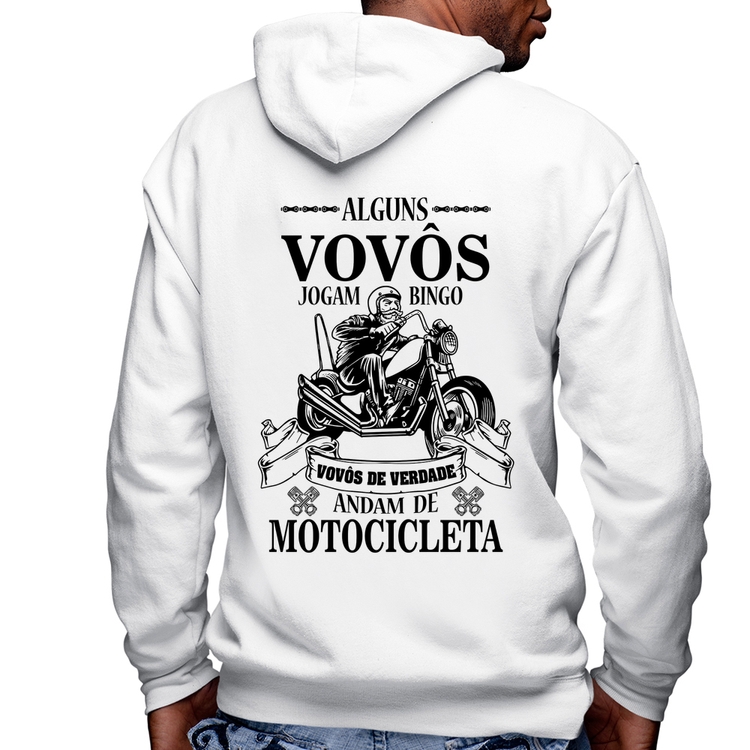 Blusa Moletom Alguns vovôs jogam bingo, vovôs de verdade andam de motocicleta Masculina com Capuz e Zíper - Branca