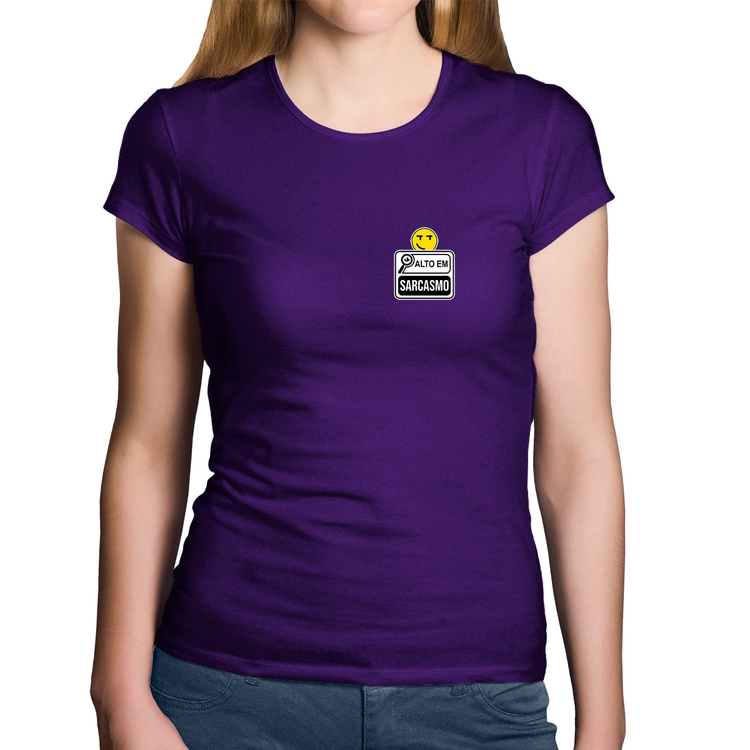 Baby Look Algodão Alto em Sarcasmo - Roxa