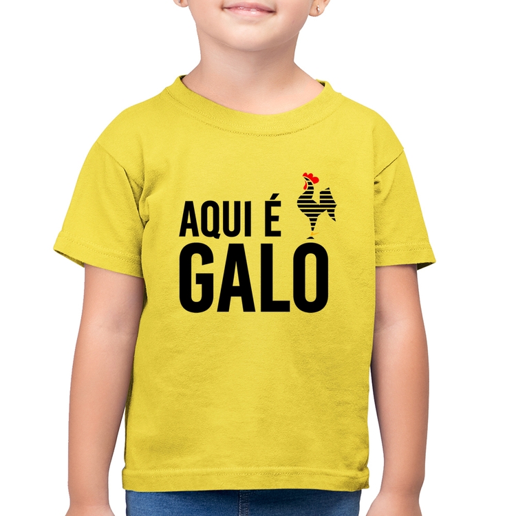 Camiseta Algodão Infantil Aqui é galo - Amarelo Canário