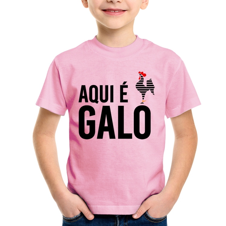 Camiseta Infantil Aqui é galo - Rosa Bebê