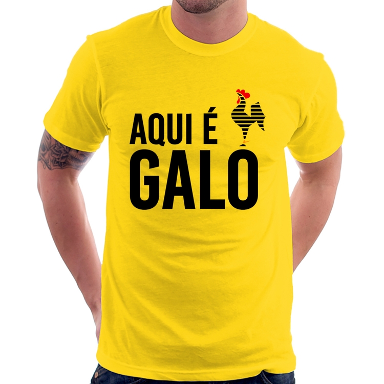 Camiseta Aqui é galo - Amarela