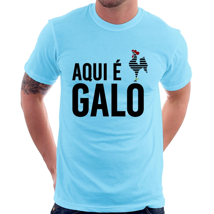 Camiseta Aqui é galo - Azul Bebê