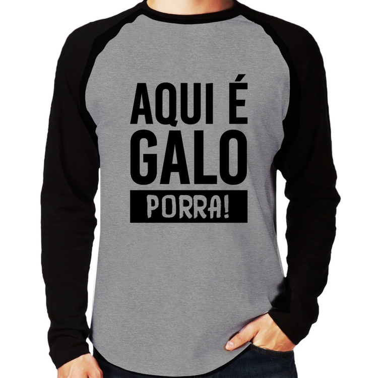 Camiseta Raglan Aqui é galo Po**a Manga Longa - Cinza/Preto