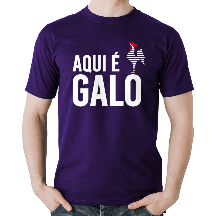 Camiseta Algodão Aqui é galo - Roxa