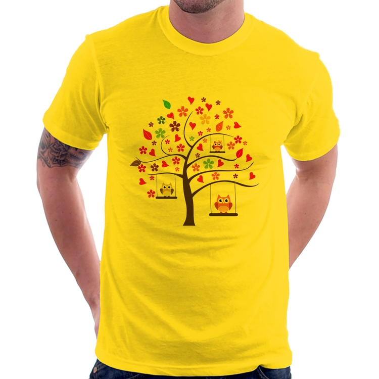 Camiseta Árvore Corujas - Amarela