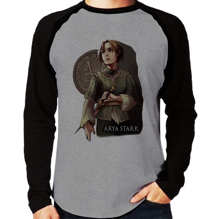 Camiseta Raglan Arya Stark Valar Morghulis Manga Longa - Cinza/Preto