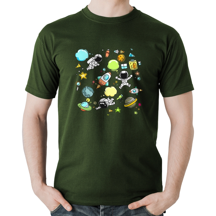 Camiseta Algodão Astronauta - Musgo