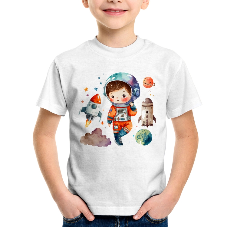 Camiseta Infantil Astronauta Criança e Foguetes