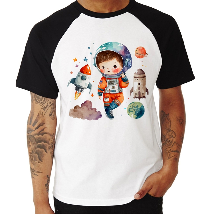 Camiseta Raglan Astronauta Criança e Foguetes