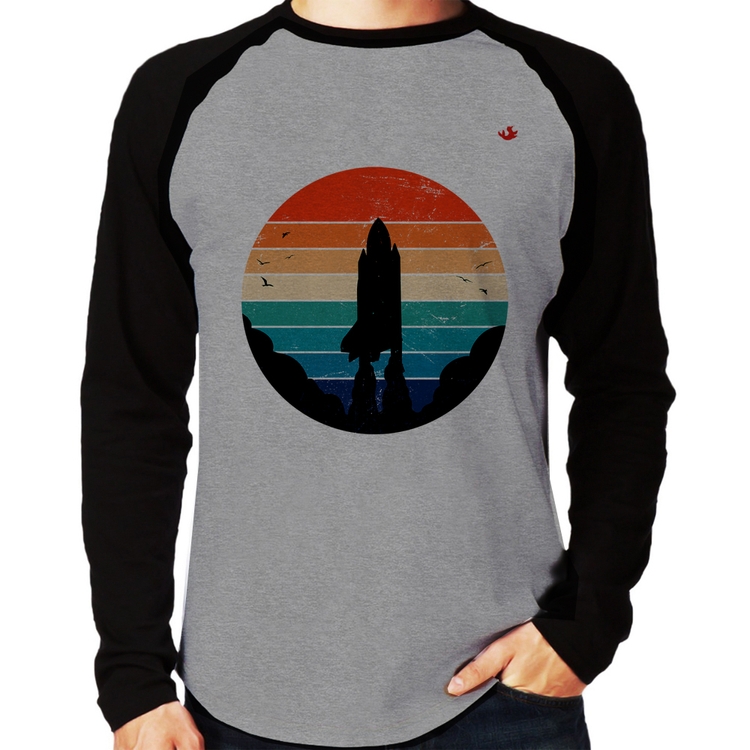 Camiseta Raglan Astronomia Vintage Sunset Manga Longa - Cinza/Preto