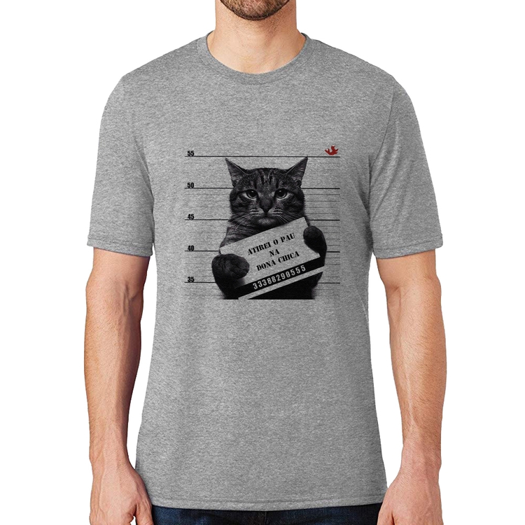 Camiseta Atirei o pau na Dona Chica - Cinza