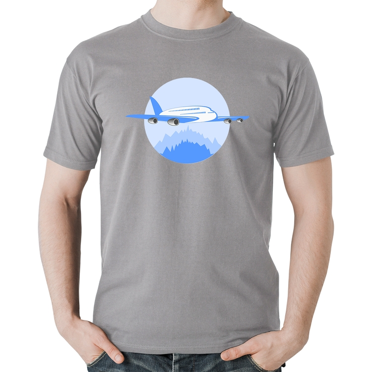 Camiseta Algodão Avião nas Montanhas - Cinza
