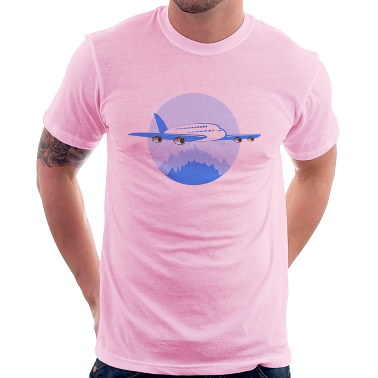 Camiseta Avião nas Montanhas - Rosa Bebê