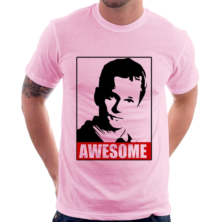 Camiseta Awesome Barney Stinson - Rosa Bebê