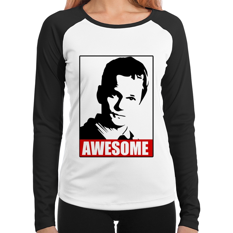 Baby Look Raglan Awesome Barney Stinson Manga Longa