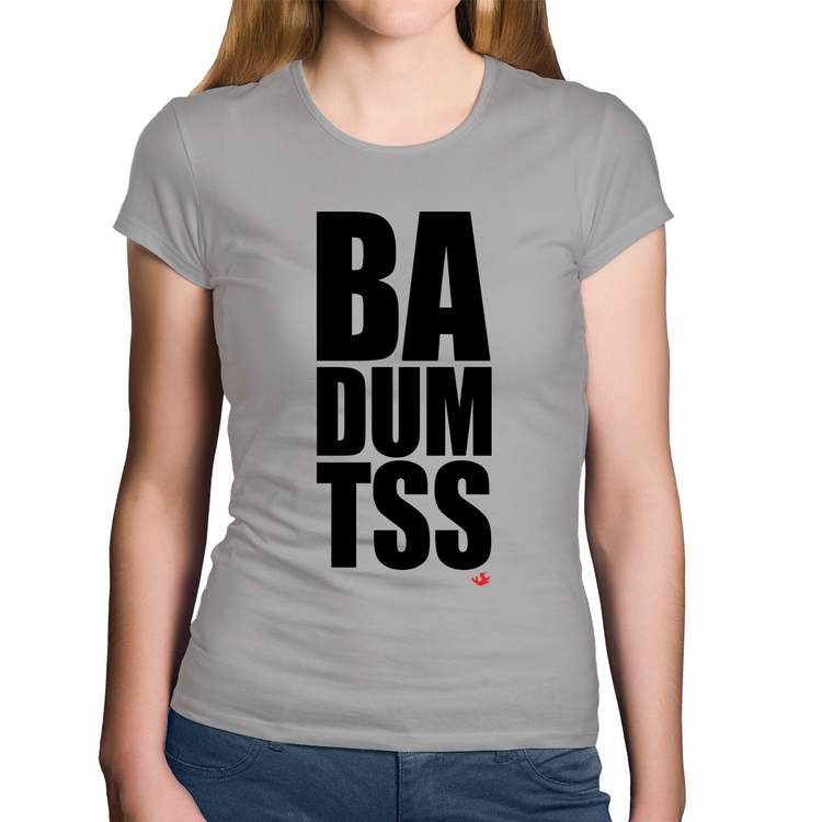 Baby Look Algodão BA DUM TSS - Cinza