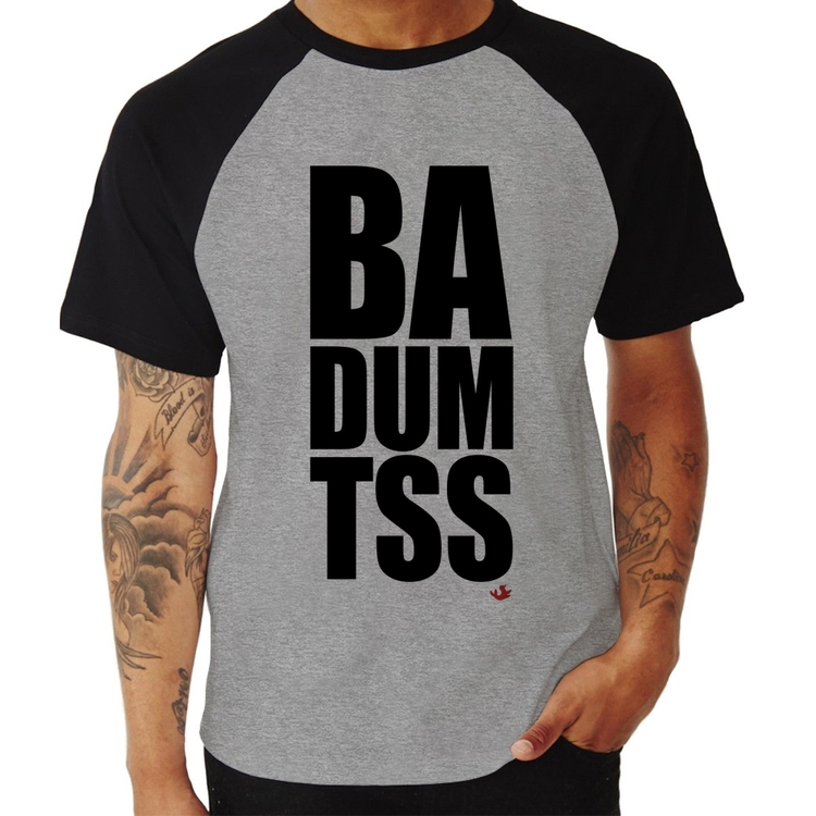 Camiseta Raglan BA DUM TSS - Cinza/Preto