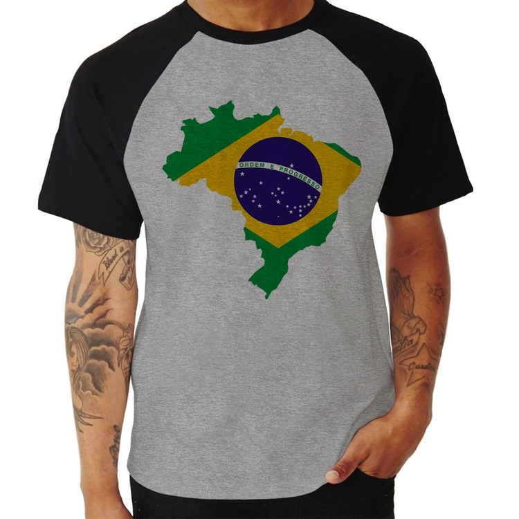 Camiseta Raglan Bandeira Brasil Mapa - Cinza/Preto