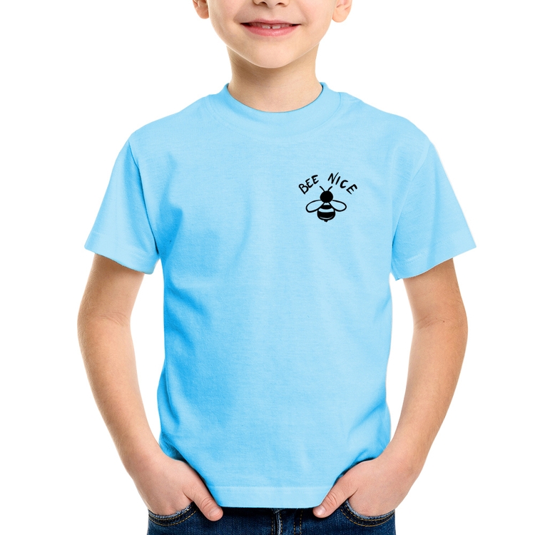 Camiseta Infantil Bee Nice - Azul Bebê