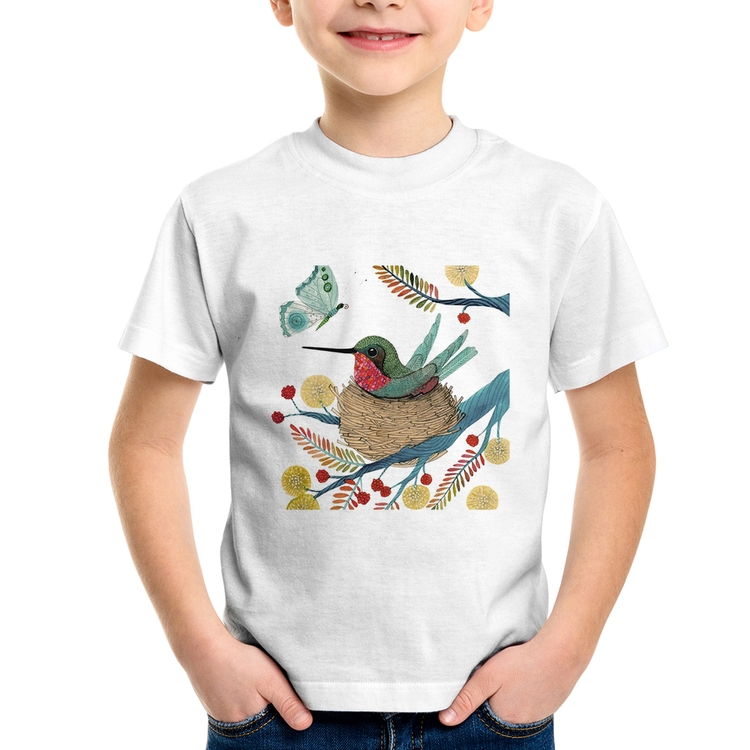 Camiseta Infantil Beija Flor No Ninho