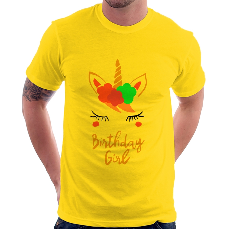 Camiseta Birthday Girl - Amarela