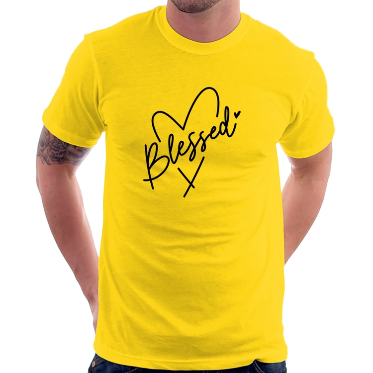 Camiseta Blessed Heart - Amarela