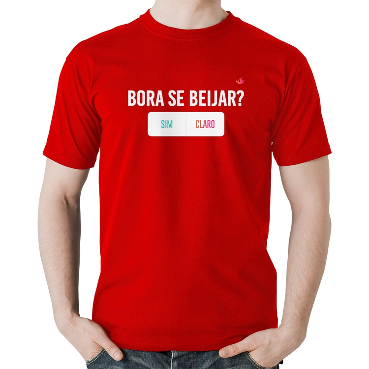 Camiseta Algodão Bora se beijar? Sim ou Claro - Vermelha