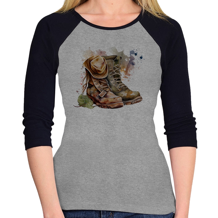 Baby Look Raglan Botas e Chapéu Retrô Manga 3/4 - Cinza/Preto