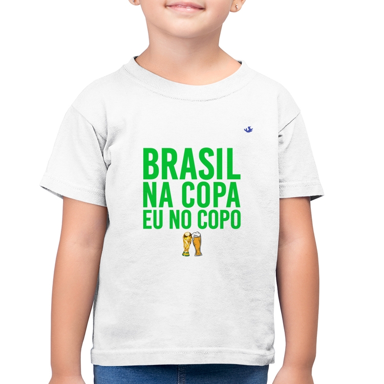 Camiseta Algodão Infantil Brasil na Copa eu no copo - Branca