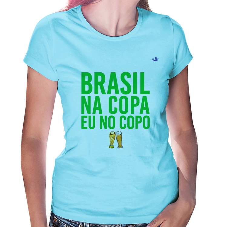 Baby Look Brasil na Copa eu no copo - Azul Bebê
