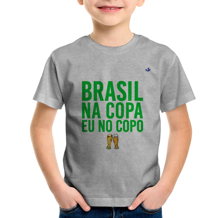 Camiseta Infantil Brasil na Copa eu no copo - Cinza