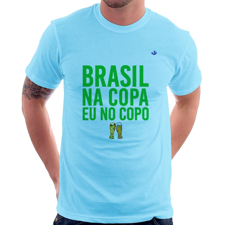 Camiseta Brasil na Copa eu no copo - Azul Bebê