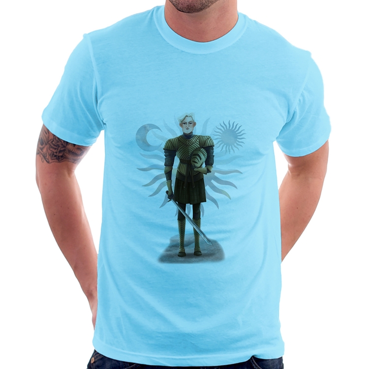 Camiseta Brienne of Tarth - Azul Bebê
