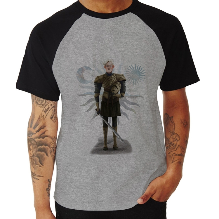 Camiseta Raglan Brienne of Tarth - Cinza/Preto