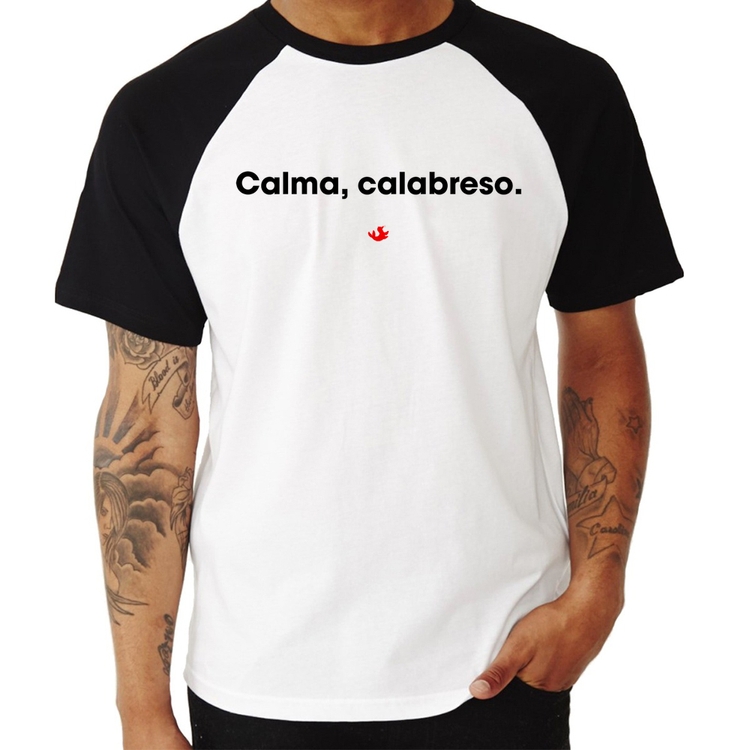 Camiseta Raglan Calma, calabreso.