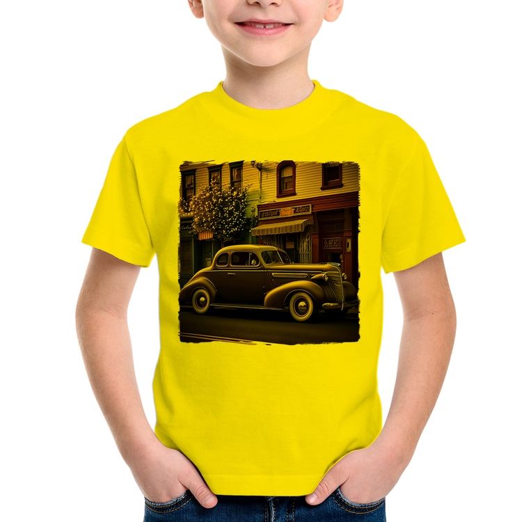 Camiseta Infantil Carro antigo na cidade - Amarela