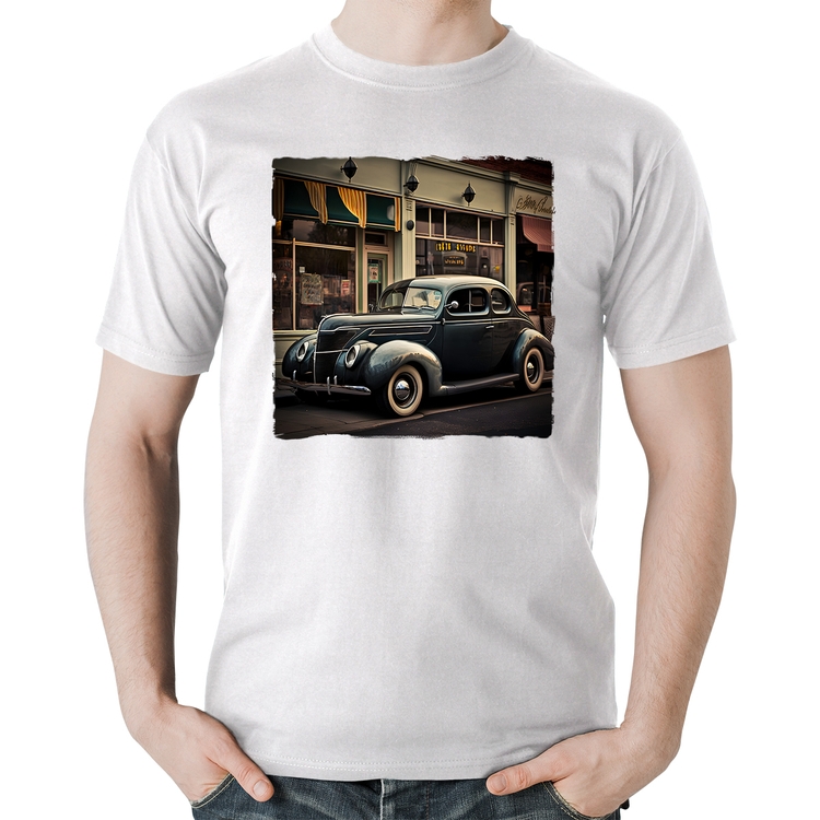 Camiseta Algodão Carro clássico na cidade - Branca