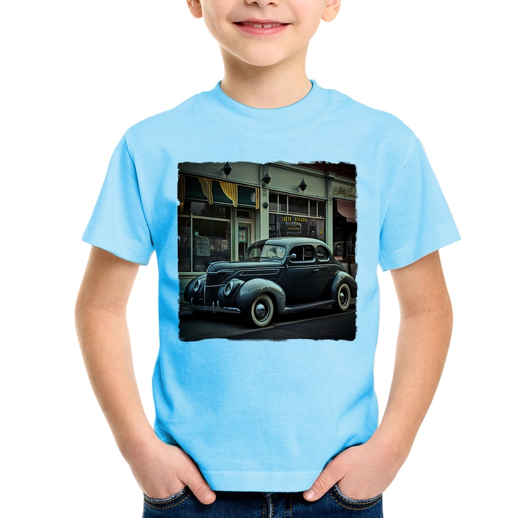 Camiseta Infantil Carro clássico na cidade - Azul Bebê