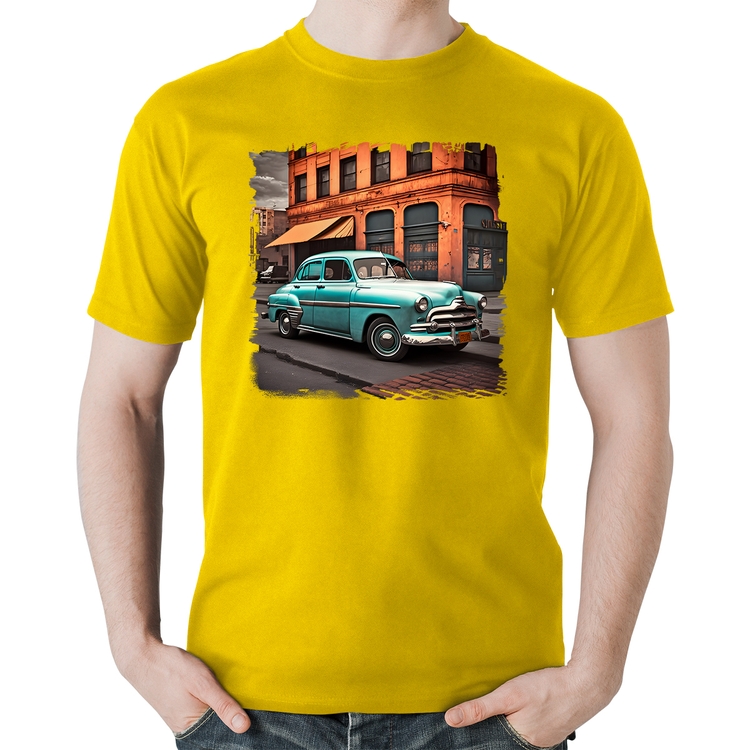 Camiseta Algodão Carro retrô na cidade - Amarela