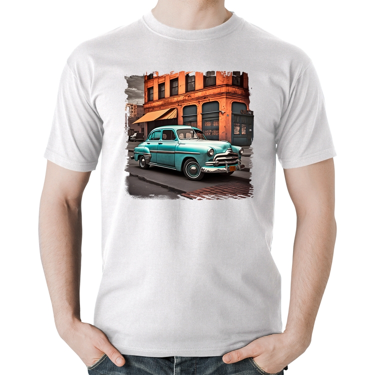 Camiseta Algodão Carro retrô na cidade - Branca